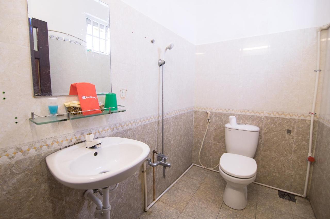 Reddoorz Plus Near Aeon Mall Tan Phu 2 Ho Chi Minh-staden Exteriör bild