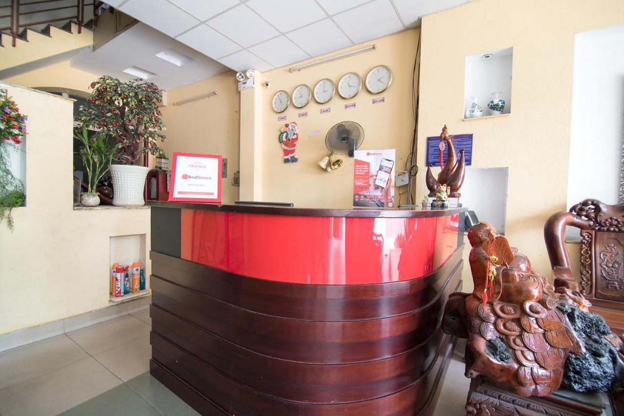 Reddoorz Plus Near Aeon Mall Tan Phu 2 Ho Chi Minh-staden Exteriör bild